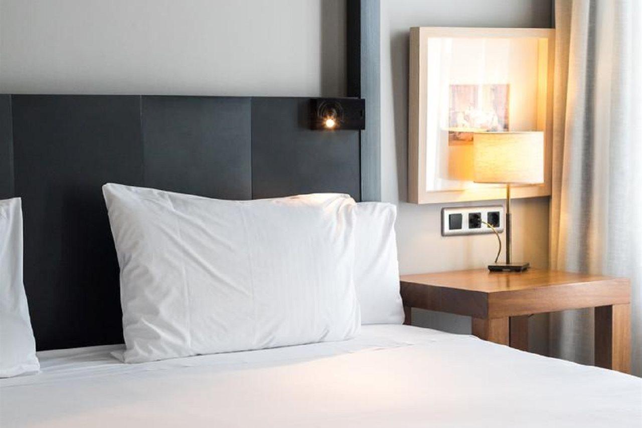 Hotel Banys Orientals บาร์เซโลนา ภายนอก รูปภาพ