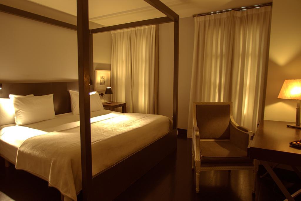Hotel Banys Orientals บาร์เซโลนา ภายนอก รูปภาพ